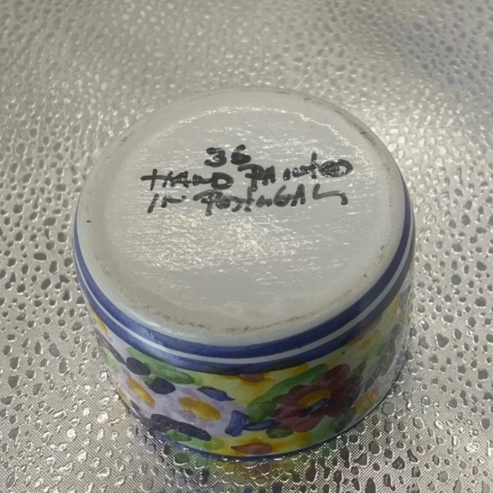 Hand‎ Painted Portugal Ceramic Floral Trinket Box Round Lidded Jewelry Jar 36